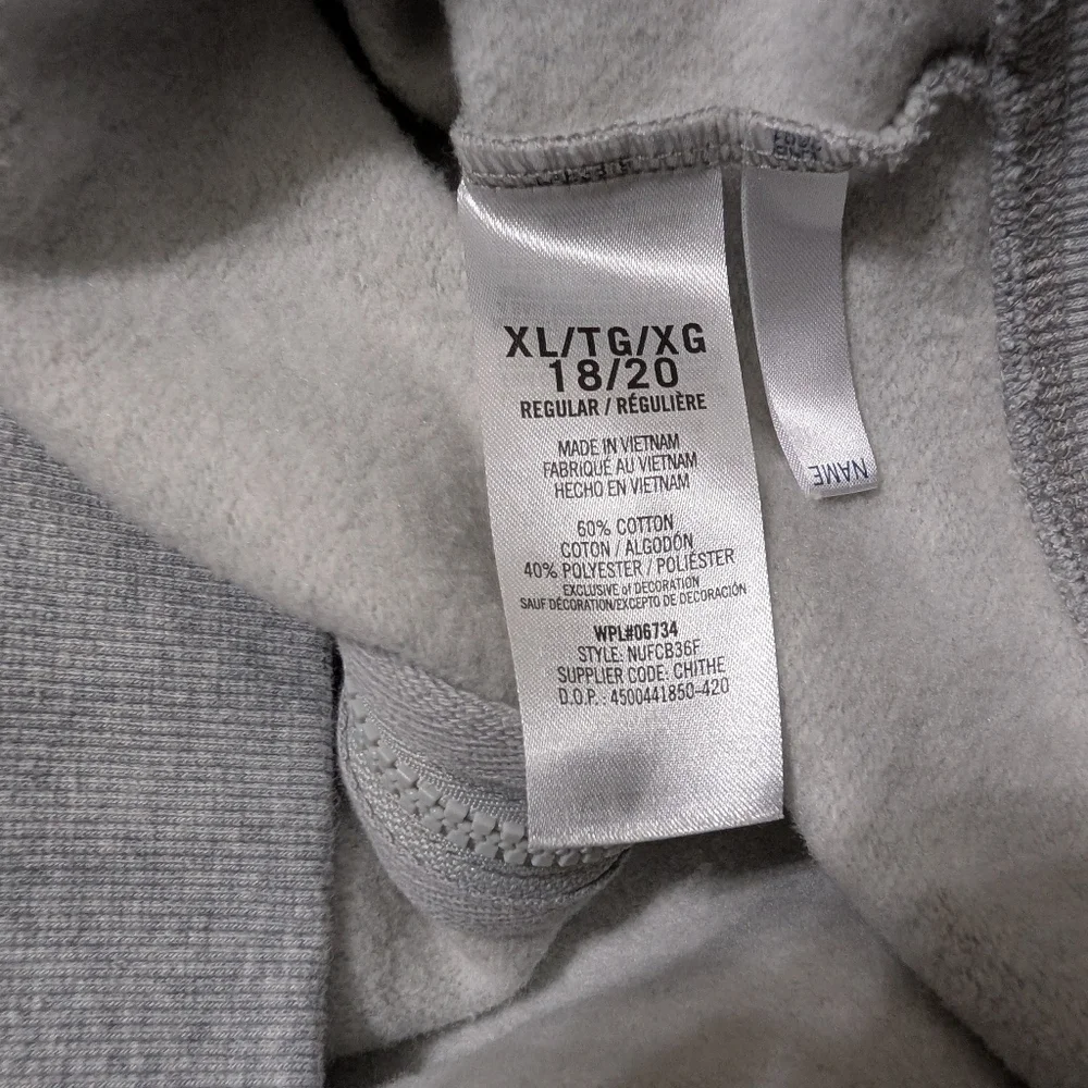 Nautica euc excellent